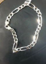 Load image into Gallery viewer, Silver Link Bracelet
