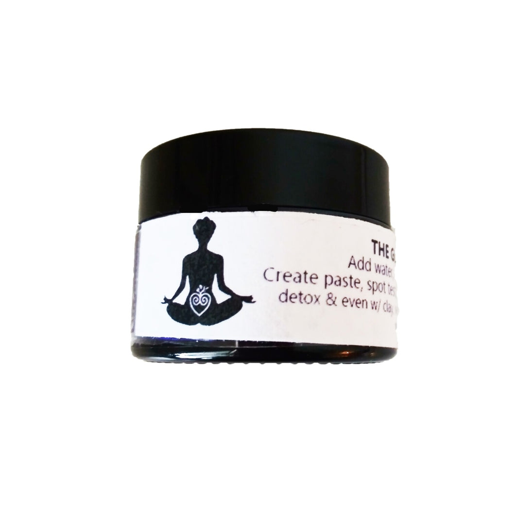 If a face mask could solve all your problems, this is it! The Glow Up Face/Body Mask will give you some much needed pampering. It's a powder that comes in a 1 oz glass jar.  Add water, honey, and or essential oils (i.e. lavender). Create a paste. Spot test. Rub on wet face, let dry, rinse after 10 mins  Detox & even skin tone w/ clay, vetiver, shungite crystals, turmeric, love, wisdom xoxo