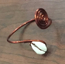 Load image into Gallery viewer, Cowrie Shell Bracelet
