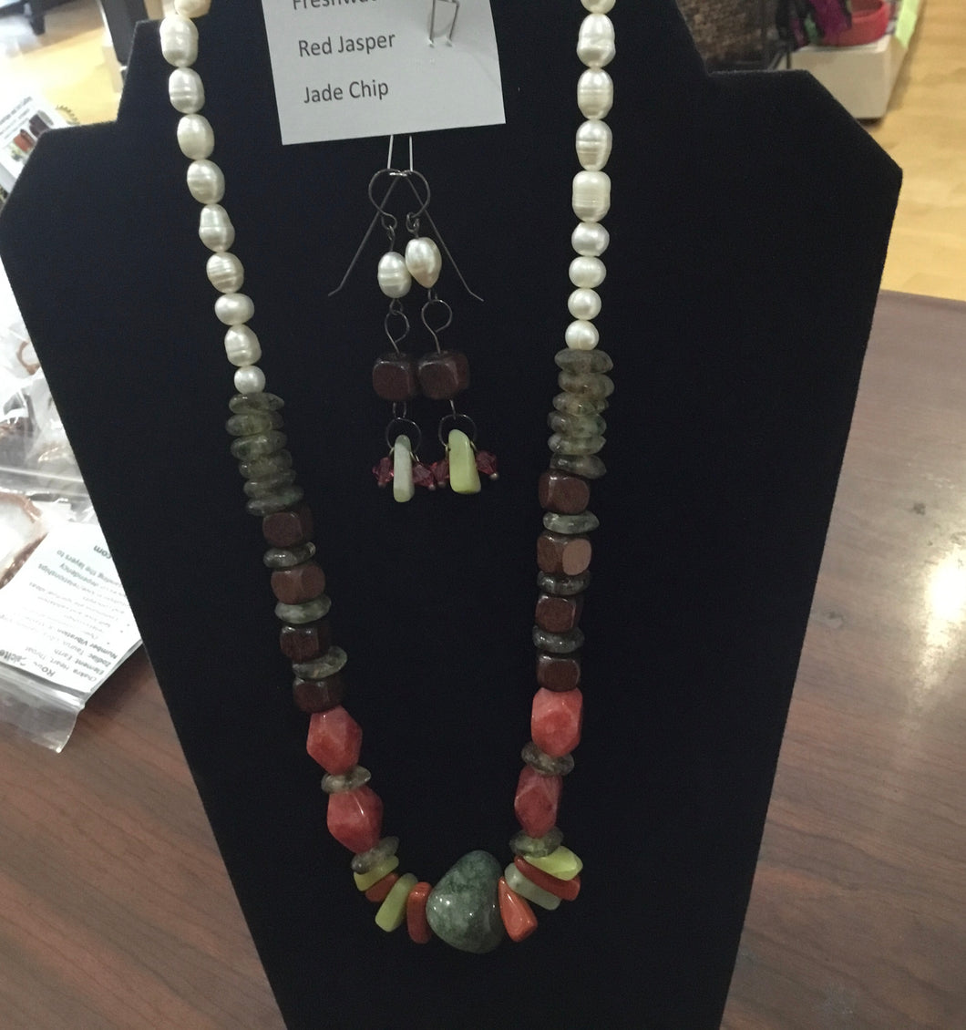 Aventurine Freshwater Pearl Necklace Set