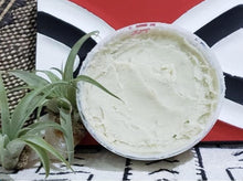 Load image into Gallery viewer, Natural Shea Butter
